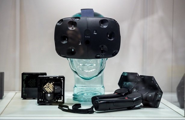 HTC Vive potaniało o 200 dolarów