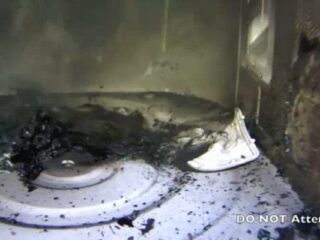 Nintendo 3DS: Tak&nbsp;się smaży w&nbsp;mikrofalówce [WIDEO]