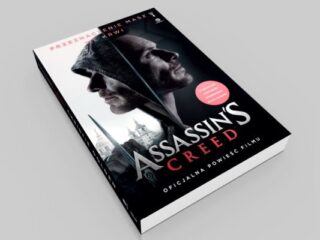 Wkrocz w&nbsp;mroczny świat asasynów i&nbsp;templariuszy z&nbsp;filmem i&nbsp;oficjalną powieścią filmową „Assassin’s Creed”