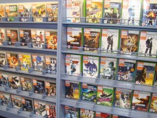 Mortal Kombat: Twórca broni systemu Online Pass i wyjaśnia brak ekskluzywnej postaci na X360