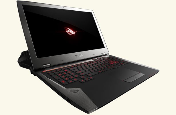 Gamingowy laptop z chłodzeniem cieczą