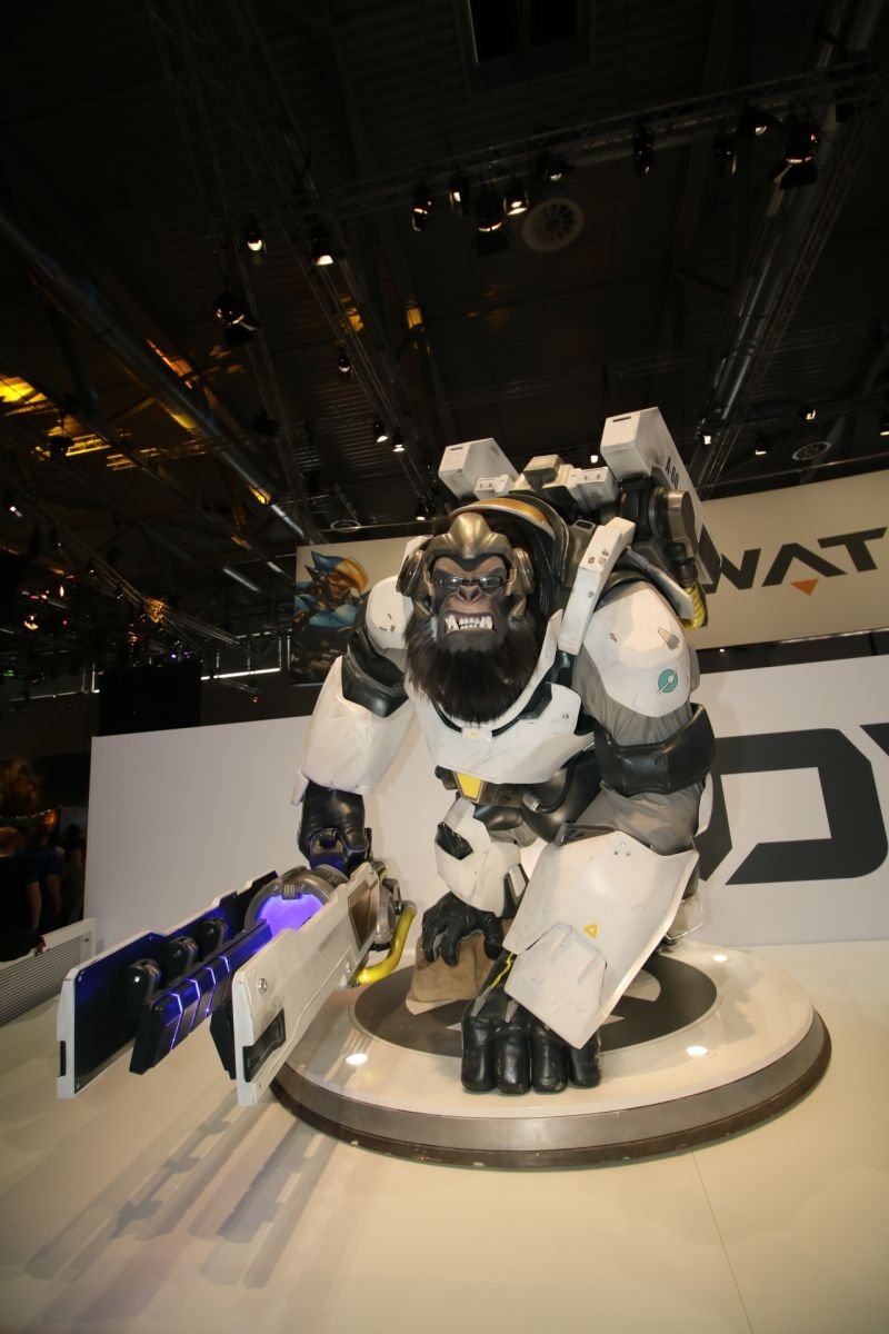 Gamescom-2017-16_4bpd.jpg