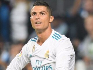 FIFA 18: Ronaldo (i inni) próbują powtórzyć manewr wprost z gry [WIDEO]