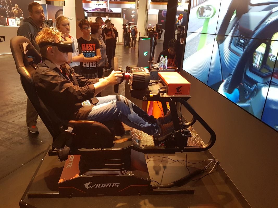 Gamescom-2017-27_4bpd.jpg
