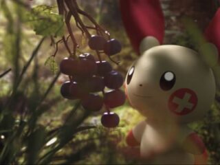 Pokémon GO: Policja przyłapała gracza używającego ośmiu telefonów jednocześnie [WIDEO]
