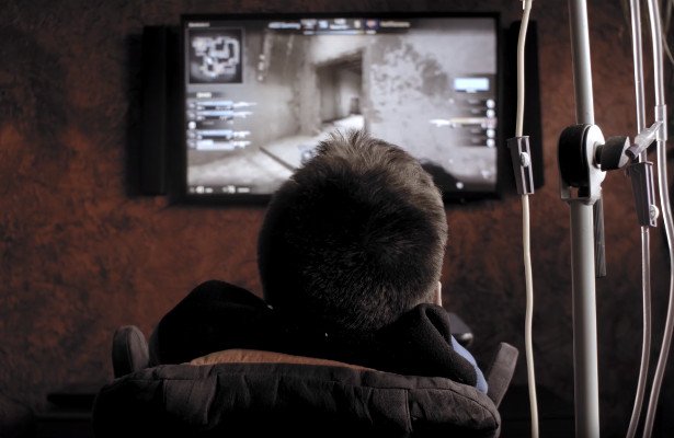 „Druga strona”: Powstaje film o niepełnosprawnym graczu w CS:GO ze Słupska [WIDEO]
