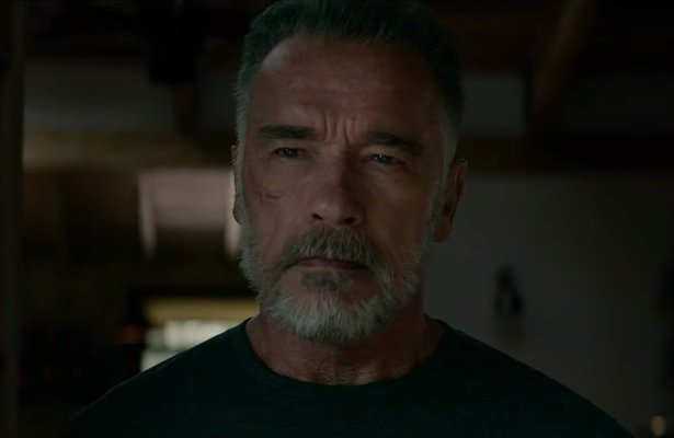 Terminator: Dark Fate – Lata mijają, a Sarah Connor wciąż kopie stalowe pośladki [WIDEO]