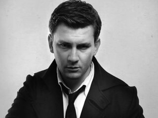 Dmitrij Głuchowski: „Sapkowski jest aroganckim sk***ysynem”