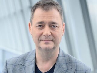 Głos Geralta, Jacek Rozenek ma poważne problemy zdrowotne