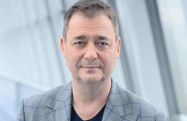 Głos Geralta, Jacek Rozenek ma poważne problemy zdrowotne