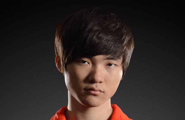 League of Legends: Słynny Faker pojawia się na Twitchu, od razu bije rekord widzów na solowym streamie