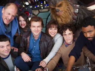Star Wars: Han Solo – Ruszyły zdjęcia, jest pierwsza fota ekipy i data premiery