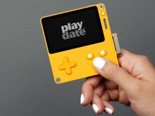 Playdate to&nbsp;konsola na&nbsp;korbkę z&nbsp;czarno-białym ekranem [WIDEO]