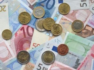Sprzedaż cyfrowa: Kto zarobił w maju najwięcej?