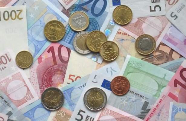 Sprzedaż cyfrowa: Kto zarobił w maju najwięcej?