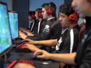 Wartość branży gier przebije przychody z&nbsp;profesjonalnego sportu?