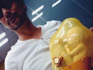 Hideo Kojima zatrzymany przez amerykańskich celników z powodu plastikowego płodu w pojemniku