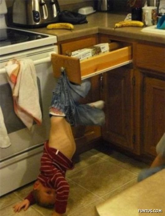 kids_stupid_stuck_04_17ayw.jpg