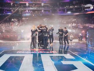 Dota 2: The International – Zwycięzcy zarobili więcej niż triumfatorzy Wimbledonu [WIDEO]