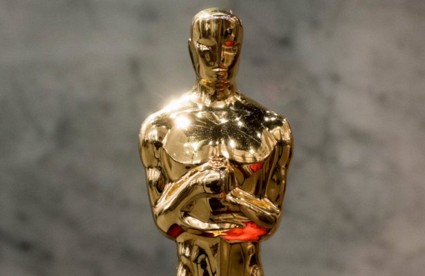 Oscary 2021: „Nomadland” najlepszym filmem, dokument z ostatniego Medal of Honor nagrodzony