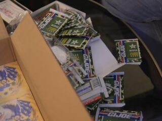 Logan Paul kupił karty Pokémon za 3,5 miliona dolarów. W środku znalazł… karty G.I. Joe
