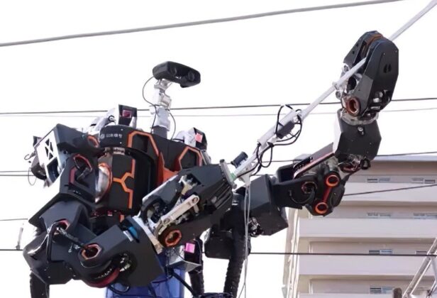 W Japonii mają mecha, który naprawia tory