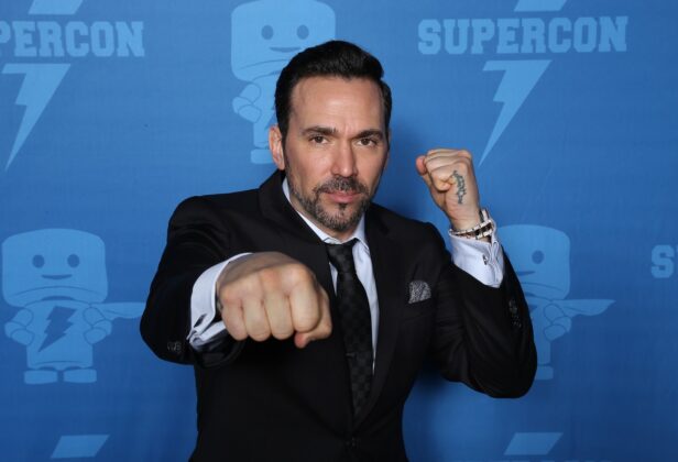 Jason David Frank nie&nbsp;żyje. Gwiazdor „Power Rangers” miał 49 lat