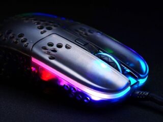 XTRFY MZ1 – test oryginalnej myszki. Dziurki i światło
