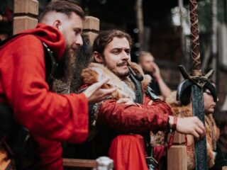 Premiera filmu „Gothic: Opowieść Strażnika” już w sobotę. W obsadzie Zbrojewicz i Boberek