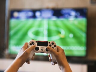 Jakie gry i konsole najlepiej sprzedawały się w Europie w 2022 roku?