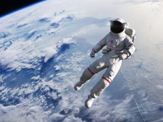 Nowe skafandry kosmiczne dla astronautów z programu Artemis III