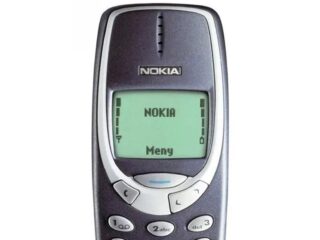 Legendarna prywatna szkoła w UK każe uczniom zastąpić smartfony starymi Nokiami
