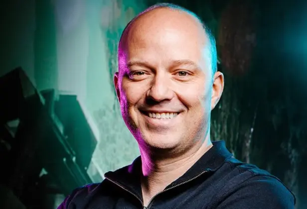 Główny scenarzysta Mass Effectów w chińskim NetEase. Poprowadzi nowe studio