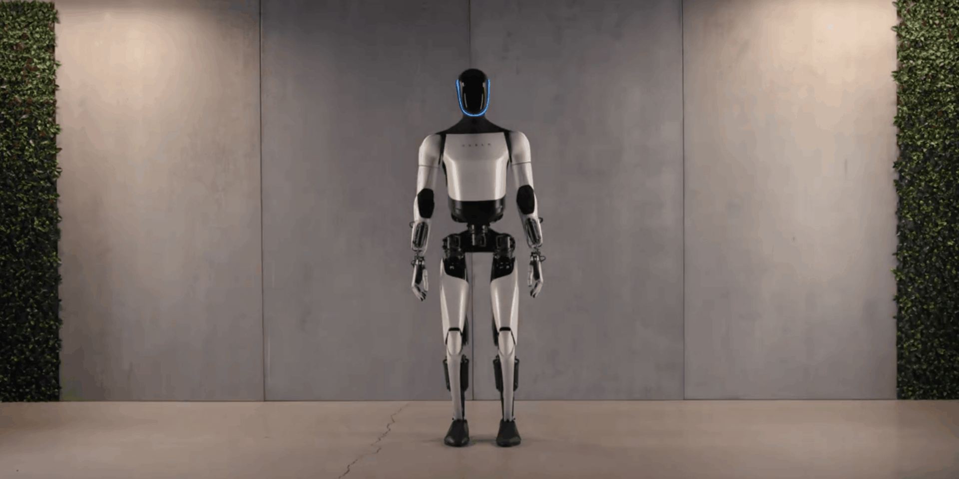 Muskowi podobno znudziły się już samochody i rakiety. Teraz miliarder chce skupić się na humanoidalnych robotach