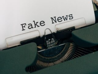 Dezinformacja i weryfikacja. Wszystko, co musisz wiedzieć