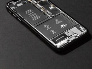 Takiego ataku na iPhone’a jeszcze nie było. Niesamowity pokaz możliwości hakerów