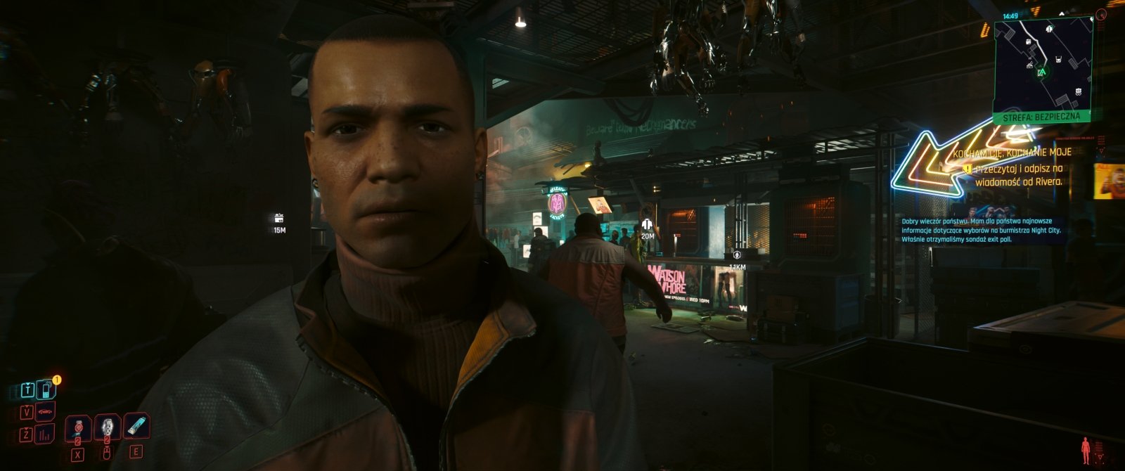 DLSS 4 świetnie radzi sobie z zachowaniem poziomu detali, co widać również w przypadku twarzy postaci z gry Cyberpunk 2077.