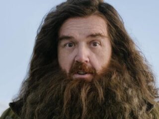 Twórca pierwszych filmów o Harrym Potterze ma uwagi do serialu. „Jaki to ma sens?”
