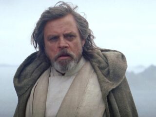 Mark Hamill po raz kolejny komentuje swój powrót do „Gwiezdnych wojen”. Tym razem wskazał największy problem Luke’a Skywalkera