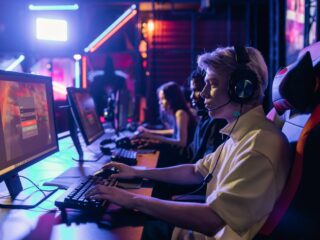 Historia e-sportu: jak to się zaczęło?