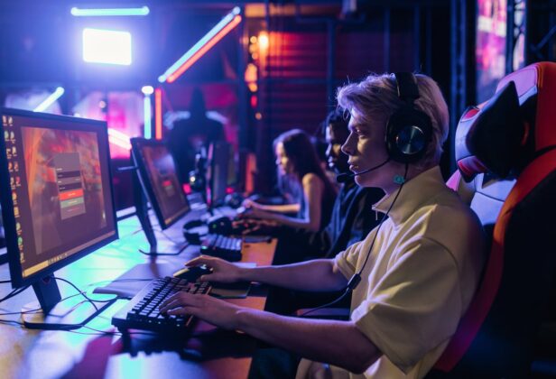 Historia e-sportu: jak to się zaczęło?