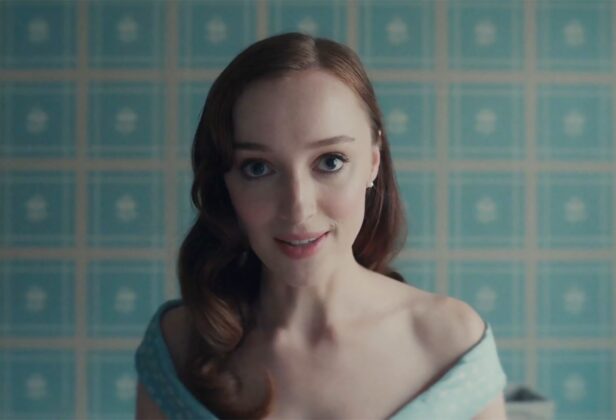 „Rocznica” – recenzja filmu. Hollywoodzki debiut Jana Komasy to odważna przestroga nie tylko dla USA