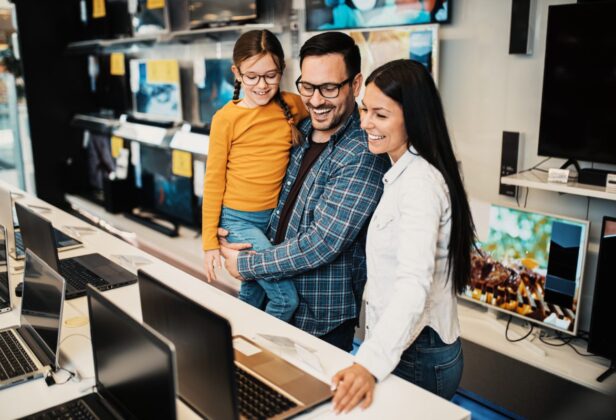 Zakup na raty, czy może wynajem sprzętu? Co się bardziej opłaca?