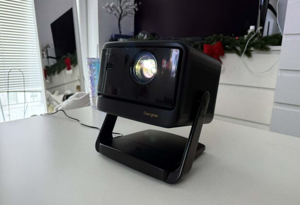Ten projektor sprawił, że znowu zacząłem oglądać filmy. Recenzja Dangbei DBOX02 4K