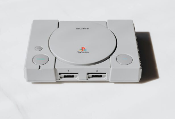„To była prawdziwa magia” – wspominamy PlayStation, które właśnie skończyło 31 lat