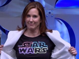 Kathleen Kennedy żałuje jednego filmu z&nbsp;„Gwiezdnych wojen”. Była szefowa Lucasfilmu przyznała się do&nbsp;porażki