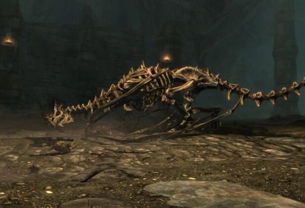 Smocze kości ze&nbsp;Skyrima w&nbsp;kultowym serialu? Po&nbsp;9 latach odkryto intrygujący detal