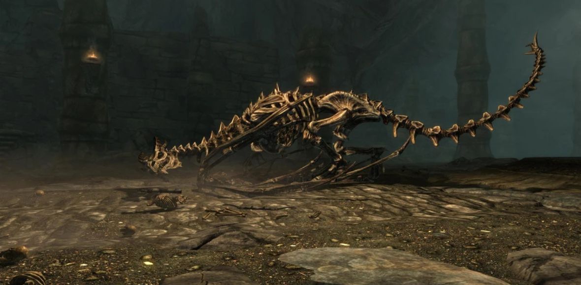 Smocze kości ze&nbsp;Skyrima w&nbsp;kultowym serialu? Po&nbsp;9 latach odkryto intrygujący detal