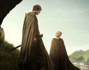 „Rycerz siedmiu królestw” udowodni wam, że&nbsp;„erpegowa” opowieść o&nbsp;wojaku może być ciekawsza od&nbsp;intryg w&nbsp;„Grze o&nbsp;tron” [RECENZJA]