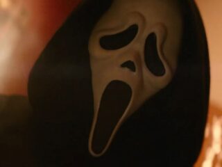 Ghostface uderza z&nbsp;nową siłą. „Krzyk 7” na&nbsp;zwiastunie wygląda jak list miłosny do&nbsp;fanów